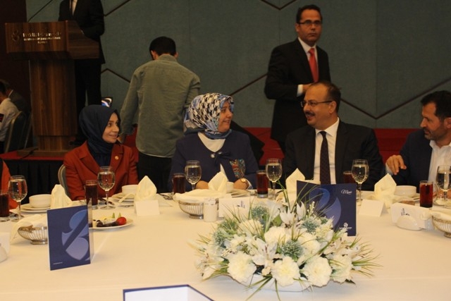 Şehit aileleri ve gaziler iftarda buluştu