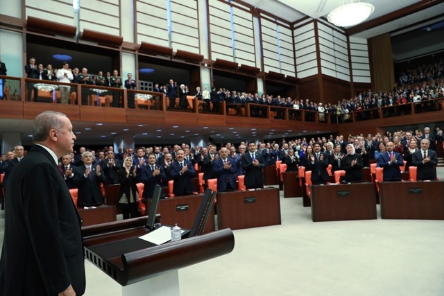 Türkiye için tarihi gün 241