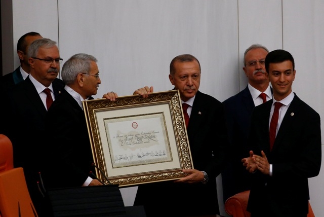 Türkiye için tarihi gün 77