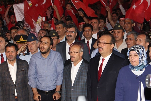 Mevlana Meydanı Dar Geldi 22
