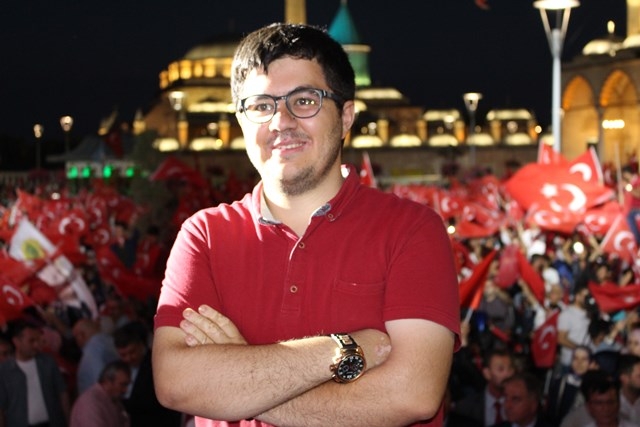 Mevlana Meydanı Dar Geldi 25