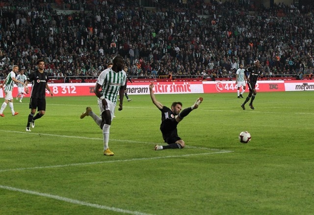 Atiker Konyaspor - Beşiktaş: 2-2 66