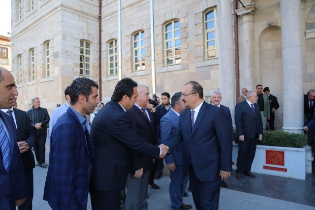 Vali Canbolat, Konya'dan gözyaşlarıyla uğurlandı