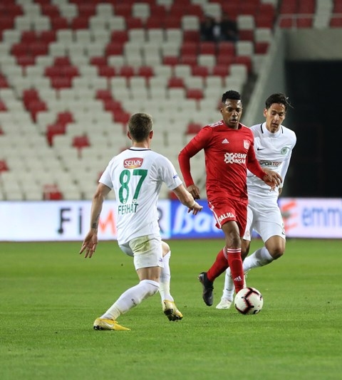 Demir Grup Sivasspor- Atiker Konyaspor: 0-0 17