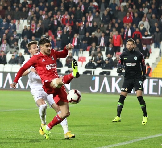 Demir Grup Sivasspor- Atiker Konyaspor: 0-0 18