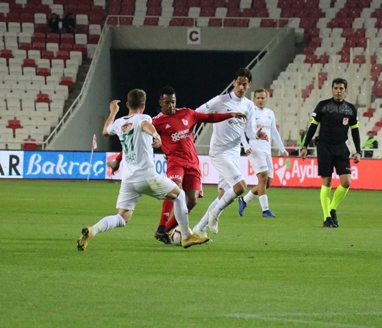 Demir Grup Sivasspor- Atiker Konyaspor: 0-0 23