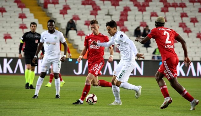 Demir Grup Sivasspor- Atiker Konyaspor: 0-0 35