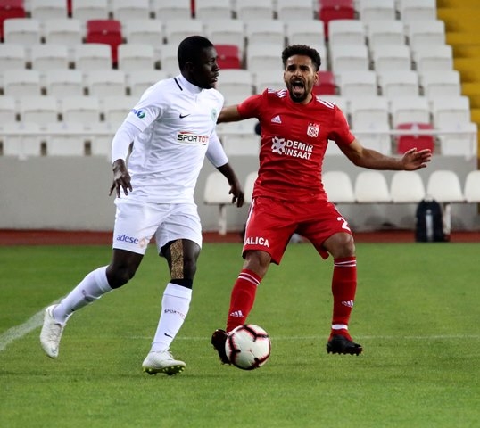Demir Grup Sivasspor- Atiker Konyaspor: 0-0 37