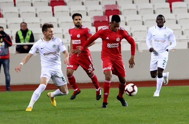Demir Grup Sivasspor- Atiker Konyaspor: 0-0 42