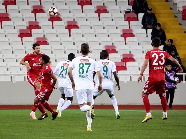 Demir Grup Sivasspor- Atiker Konyaspor: 0-0 43