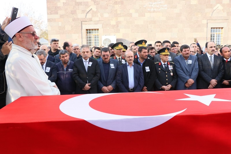 Şehit Uzman Çavuş Halil Daş'a son görev 23