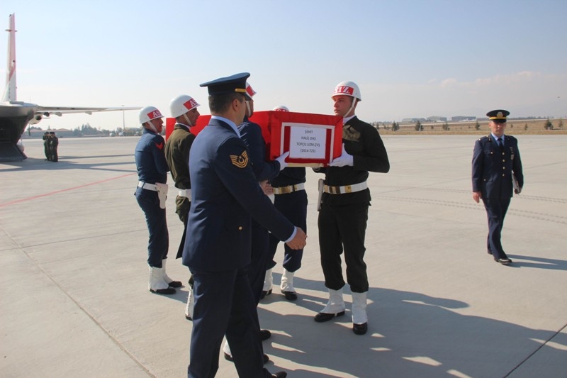 Şehit Uzman Çavuş Halil Daş'a son görev 9
