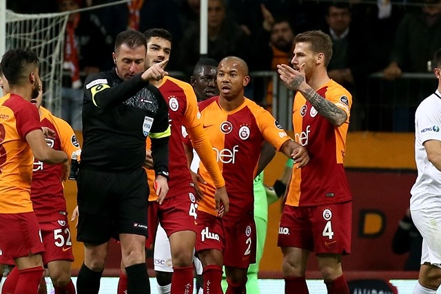 Galatasaray: 1 - Atiker Konyaspor: 1 11