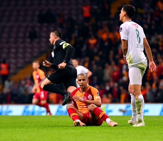 Galatasaray: 1 - Atiker Konyaspor: 1 38