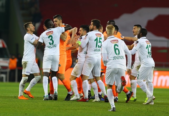 Atiker Konyaspor: 2 -  Aytemiz Alanyaspor: 0 19