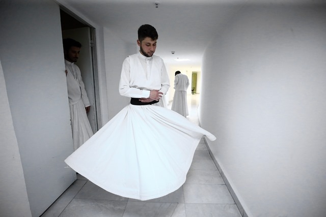 Mevlana'nın "gel" çağrısını yüzyıllardır yaşatanlar 27