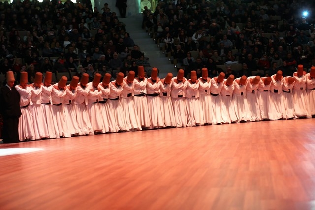 Mevlana'nın "gel" çağrısını yüzyıllardır yaşatanlar 39
