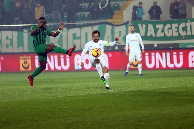 Akhisarspor: 0 - Atiker Konyaspor: 0 47