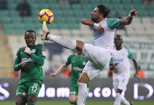 Bursaspor: 0 - Atiker Konyaspor: 0 85