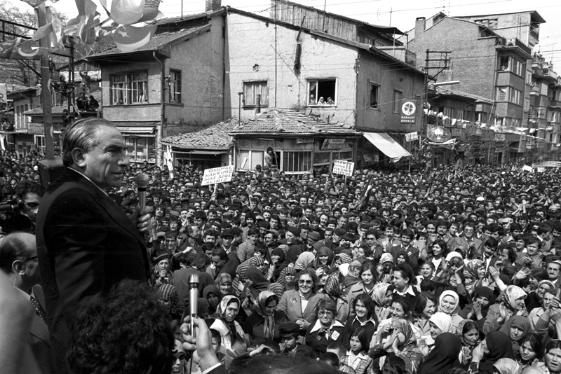 MHP SİYASETTE YARIM ASRI DEVİRDİ 8