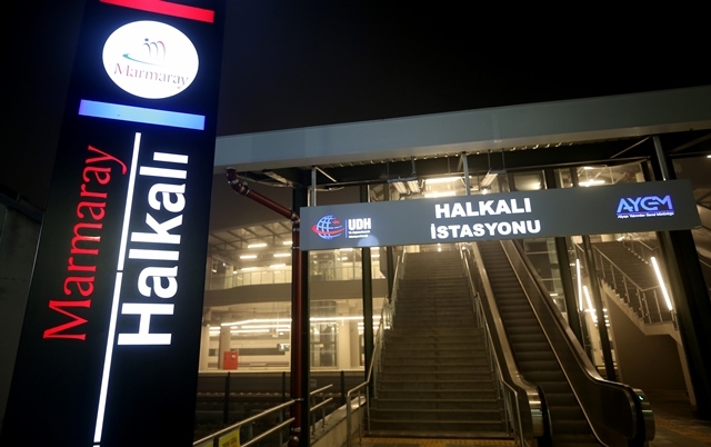 YHT ile Konya-İstanbul  4 saat 45 dakika 16