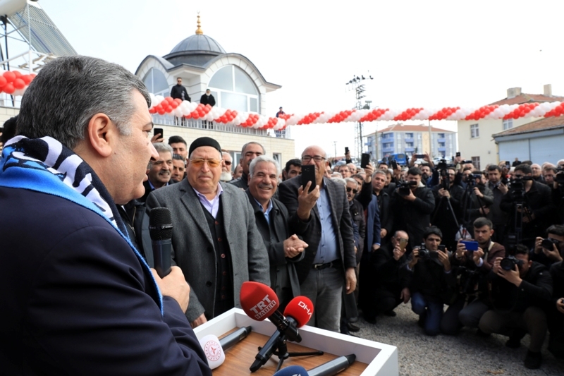 Sağlık Bakanı Fahrettin Koca memleketi Konya'da 40