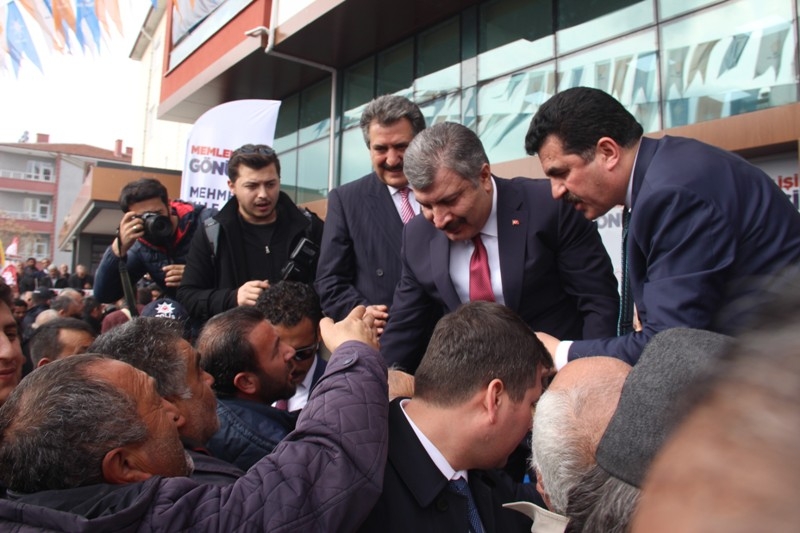 Sağlık Bakanı Fahrettin Koca memleketi Konya'da 48