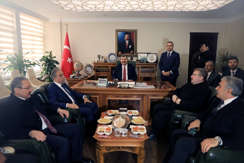 Sağlık Bakanı Fahrettin Koca memleketi Konya'da 8