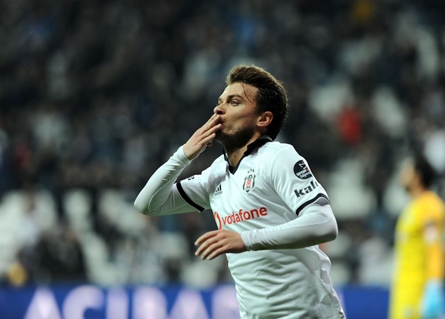 Beşiktaş: 3 - Atiker Konyaspor: 2 54