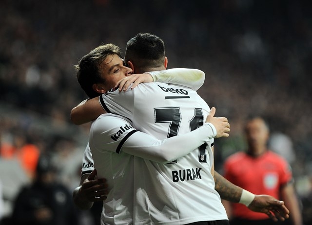 Beşiktaş: 3 - Atiker Konyaspor: 2 55