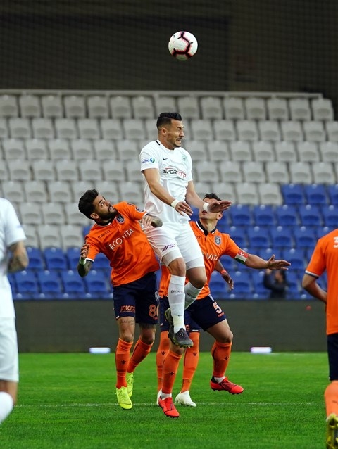 Medipol Başakşehir: 2 - Atiker Konyaspor: 0 33