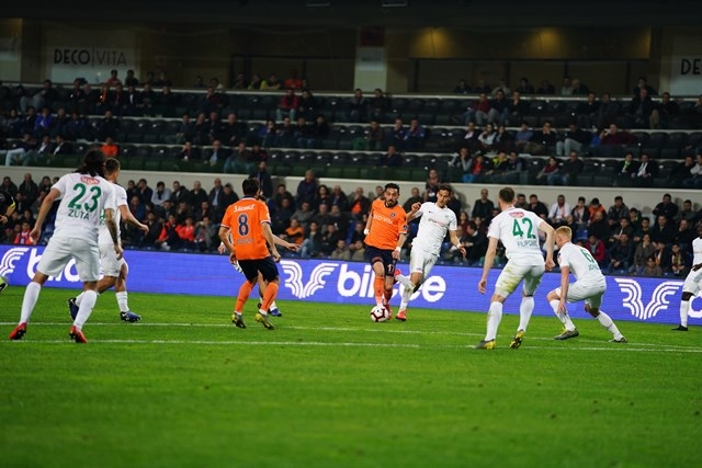 Medipol Başakşehir: 2 - Atiker Konyaspor: 0 43