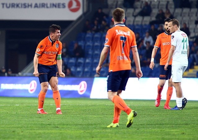 Medipol Başakşehir: 2 - Atiker Konyaspor: 0 52