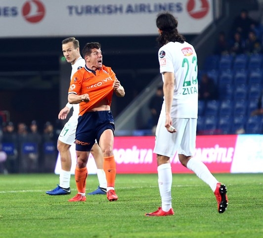 Medipol Başakşehir: 2 - Atiker Konyaspor: 0 53