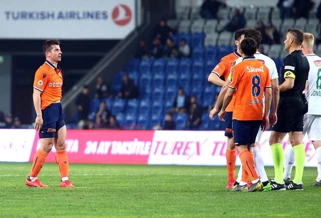 Medipol Başakşehir: 2 - Atiker Konyaspor: 0 54
