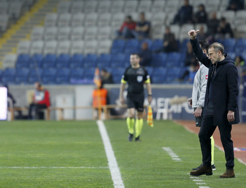Medipol Başakşehir: 2 - Atiker Konyaspor: 0 69