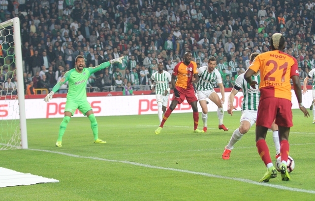 Konyaspor 0 - 0 Galatasaray 45