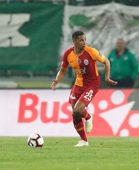 Konyaspor 0 - 0 Galatasaray 77