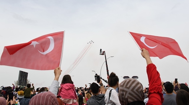 Türk Yıldızları ve SOLOTÜRK Konyalıları büyüledi 2