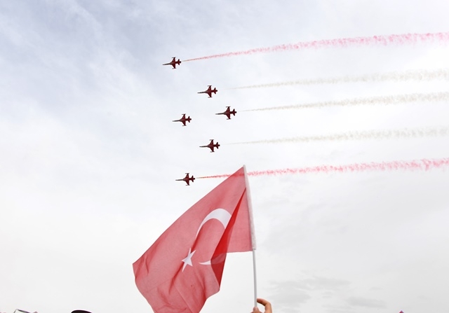 Türk Yıldızları ve SOLOTÜRK Konyalıları büyüledi 8