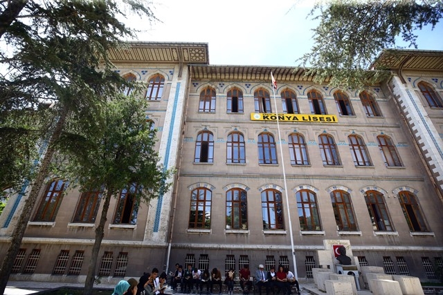 Türkiye'nin asırlık eğitim yuvası  Konya Lisesi 16