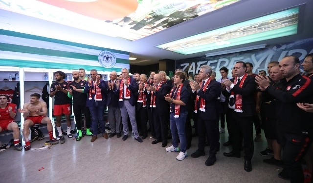 Milli Takım  Konya'da tarih yazdı 107