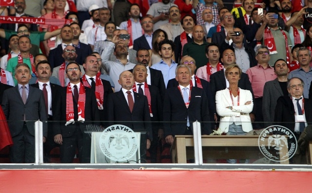Milli Takım  Konya'da tarih yazdı 25