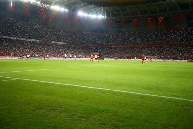 Milli Takım  Konya'da tarih yazdı 52