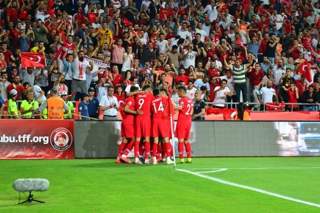 Milli Takım  Konya'da tarih yazdı 78