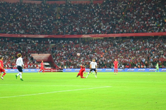 Milli Takım  Konya'da tarih yazdı 79