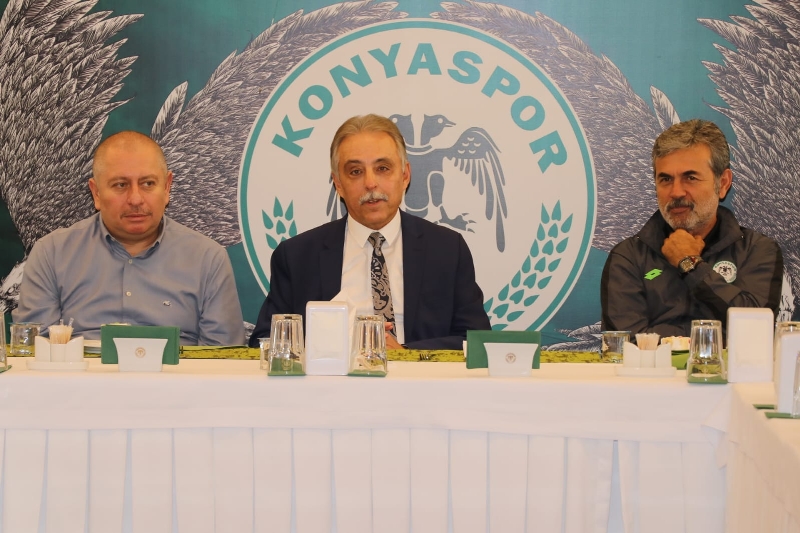 Vali Cüneyit OrhanToprak: Fanatik Konyasporluyum 15
