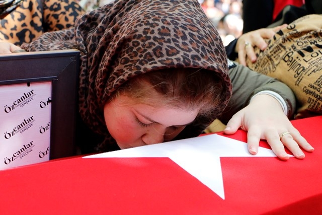 Şehit Uzman Onbaşı Mermer son yolculuğuna uğurlandı 15