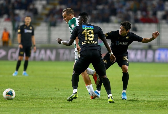 İH Konyaspor: 0 - B.Y Malatyaspor: 2 25