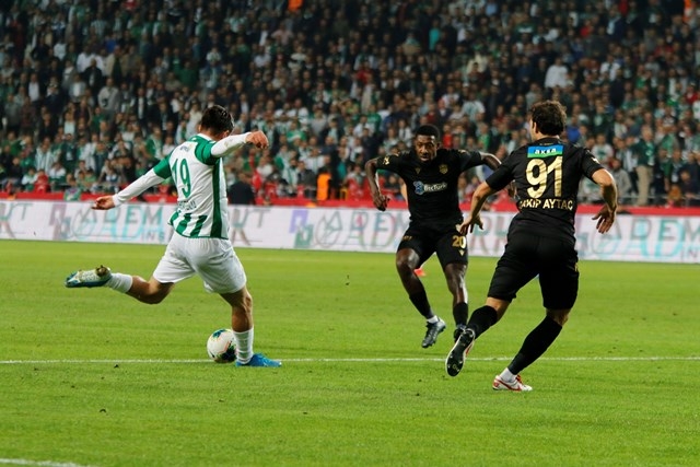 İH Konyaspor: 0 - B.Y Malatyaspor: 2 53